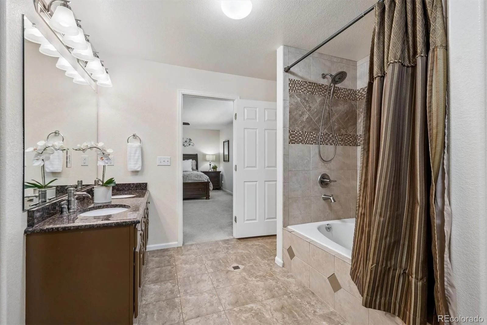 5556 Halifax Court Denver CO 80249 | MLS #REC5248168 08282026144911 1600 17