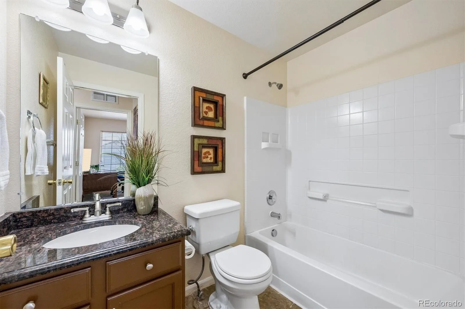 5556 Halifax Court Denver CO 80249 | MLS #REC5248168 08282026144911 1600 22