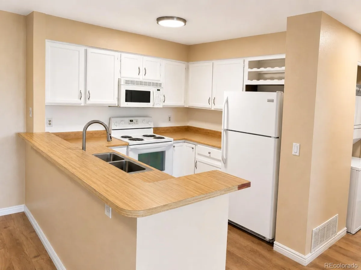 4480 S Pitkin Street #127 Aurora CO 80015 MLS #REC5248833 06112026171100 1200 3