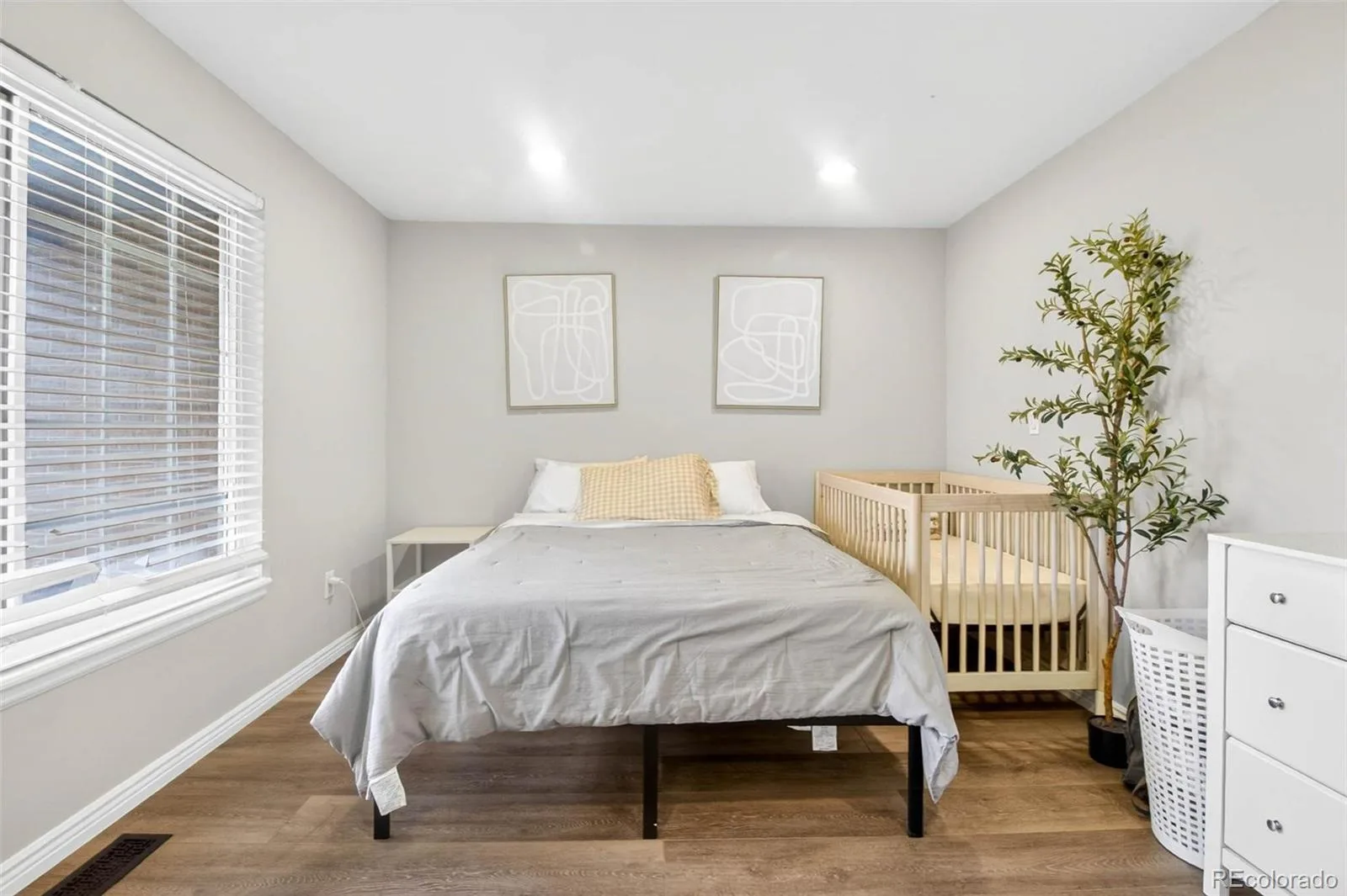 4867 S Johnson Street Littleton CO 80123 | MLS #REC5250169 08132026171608 1600 6