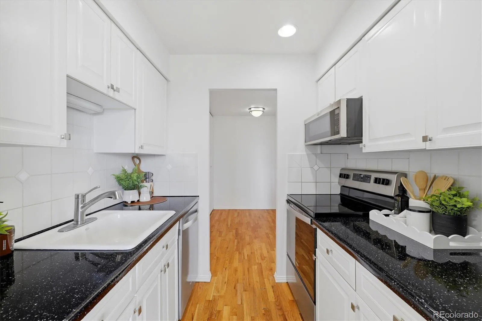 955 Eudora Street #1007 Denver CO 80220 MLS #REC5251904 07162026011619 1600 10