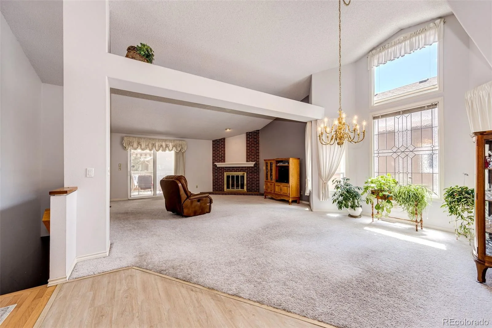 2566 S Independence Court Lakewood CO 80227 | MLS #REC5255437 07302026180811 1600 3