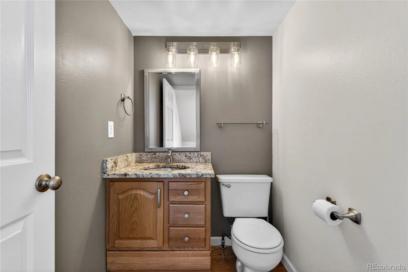 8504 Zang Court Arvada CO 80005 | MLS #REC5255753 08232026024604 1600 17