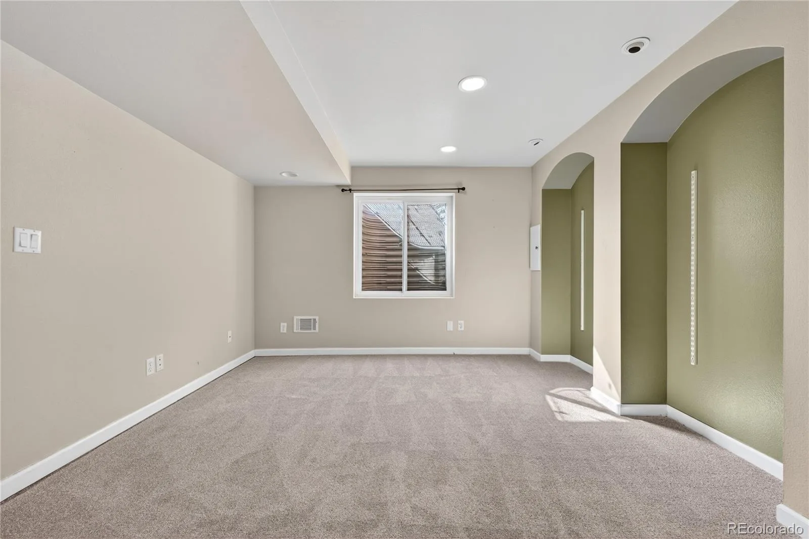 8504 Zang Court Arvada CO 80005 | MLS #REC5255753 08232026024604 1600 27
