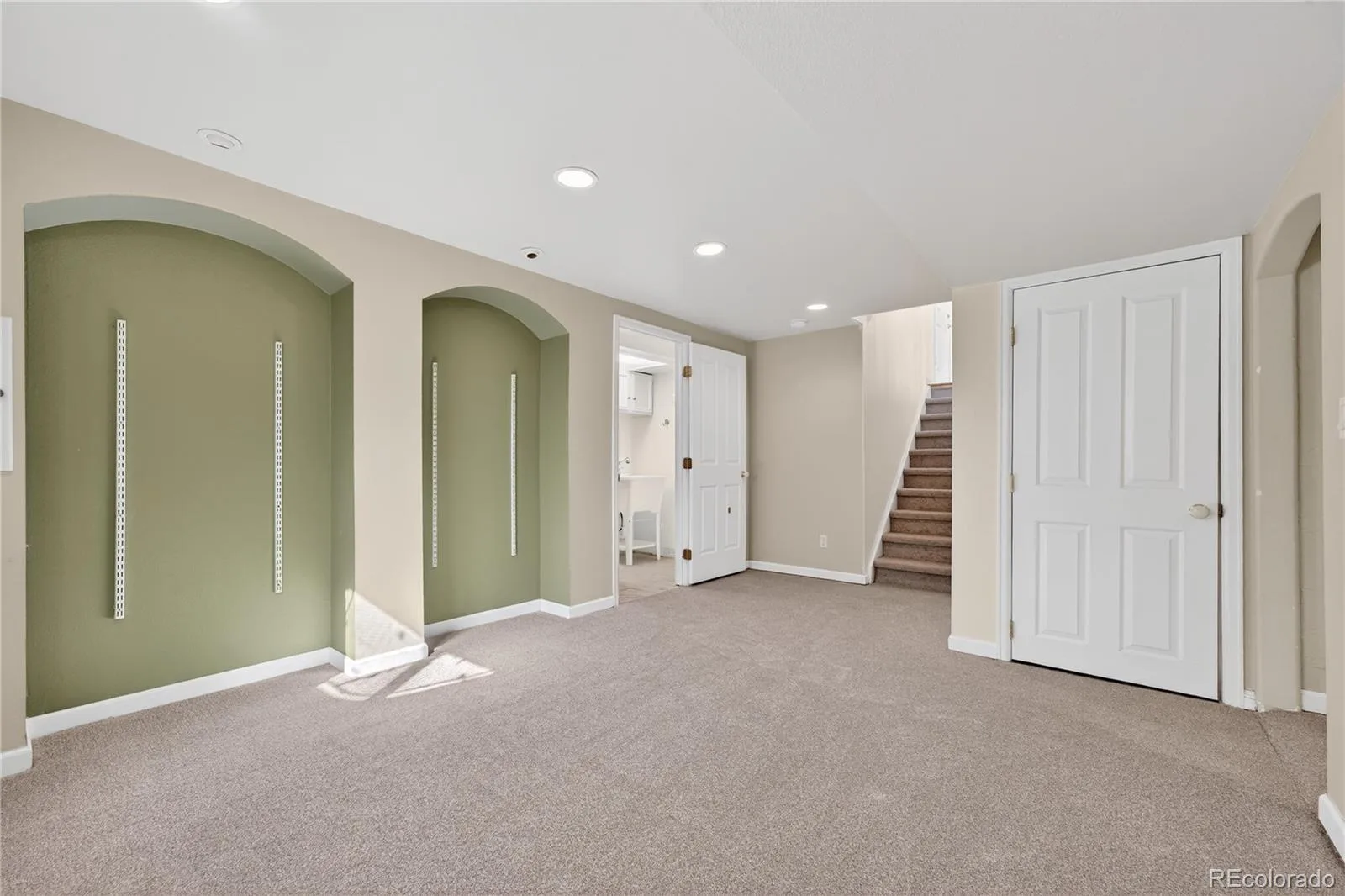 8504 Zang Court Arvada CO 80005 | MLS #REC5255753 08232026024604 1600 28