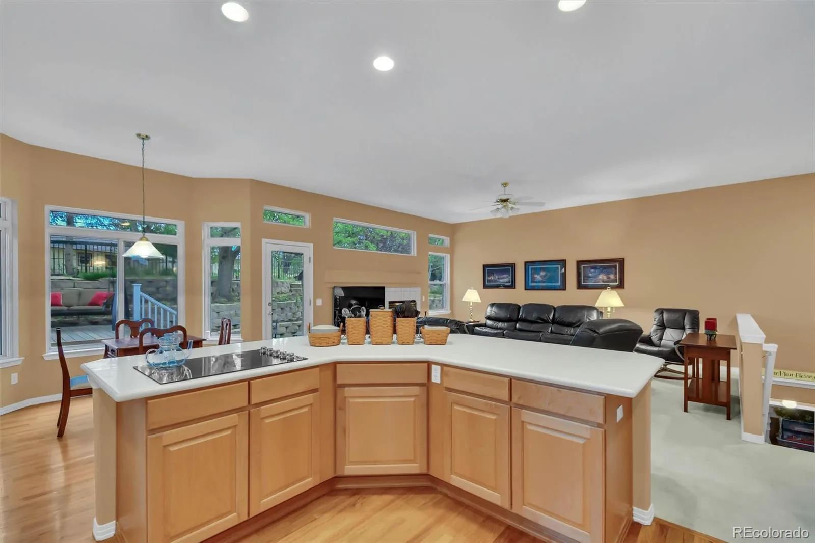 15805 W 63rd Avenue Arvada CO 80403 MLS #REC5256518 06162026073627 1600 10