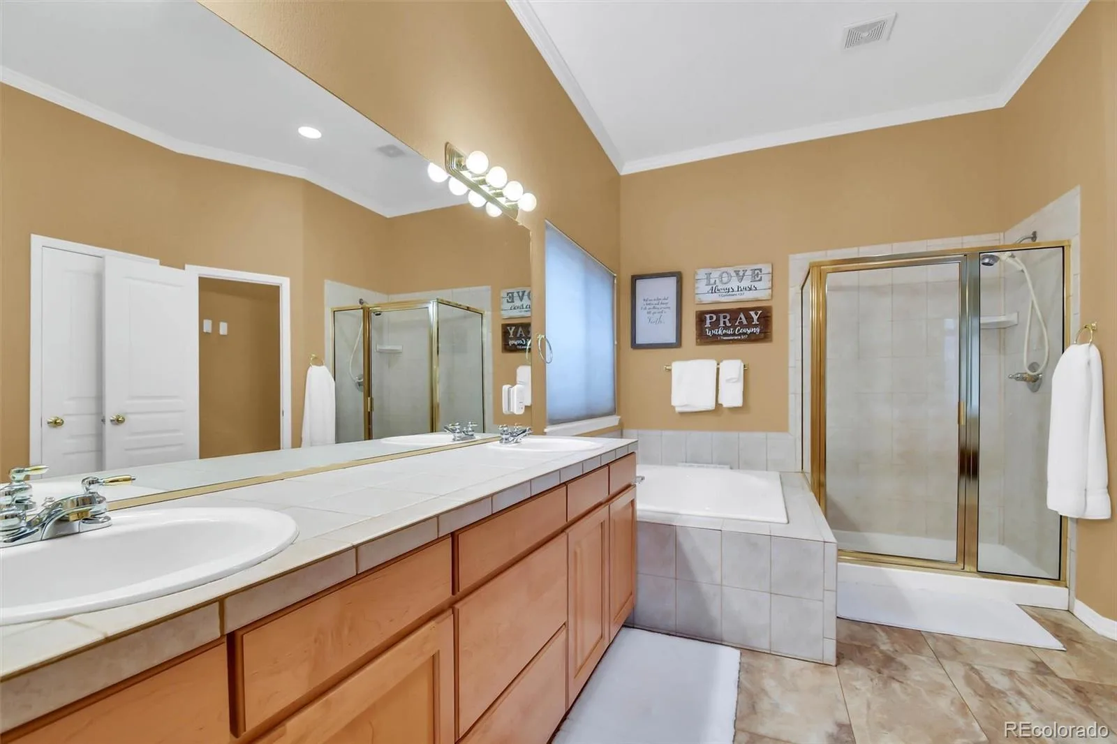 15805 W 63rd Avenue Arvada CO 80403 MLS #REC5256518 06162026073627 1600 29