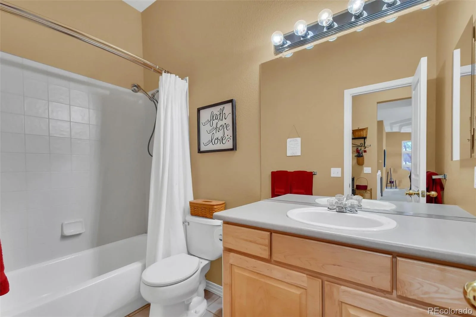 15805 W 63rd Avenue Arvada CO 80403 MLS #REC5256518 06162026073627 1600 35