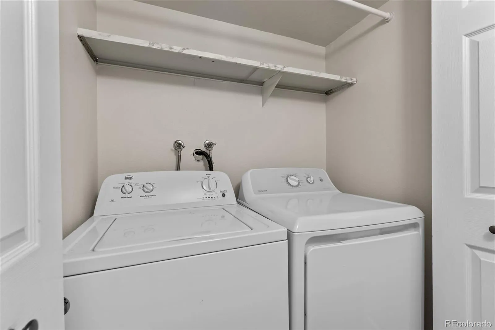 18302 E Kepner Place #203 Aurora CO 80017 MLS #REC5258434 05252026144918 1600 18