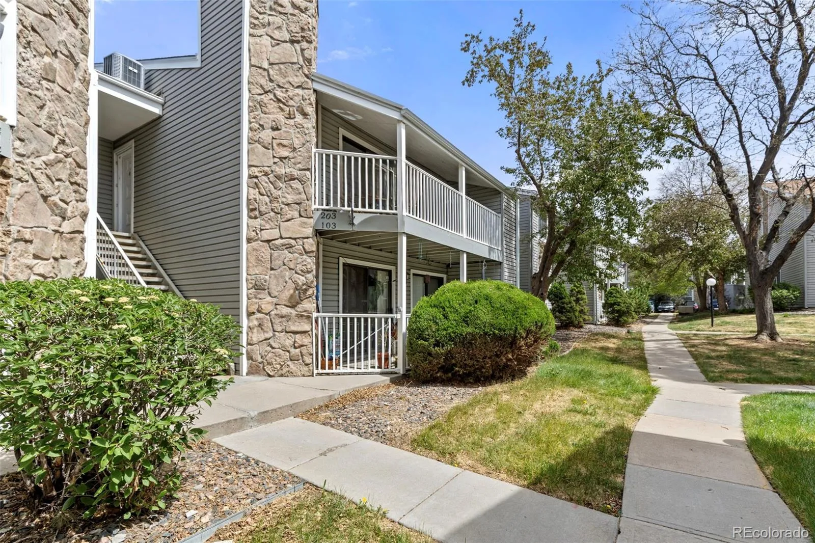 18302 E Kepner Place #203 Aurora CO 80017 MLS #REC5258434 05252026144918 1600 33