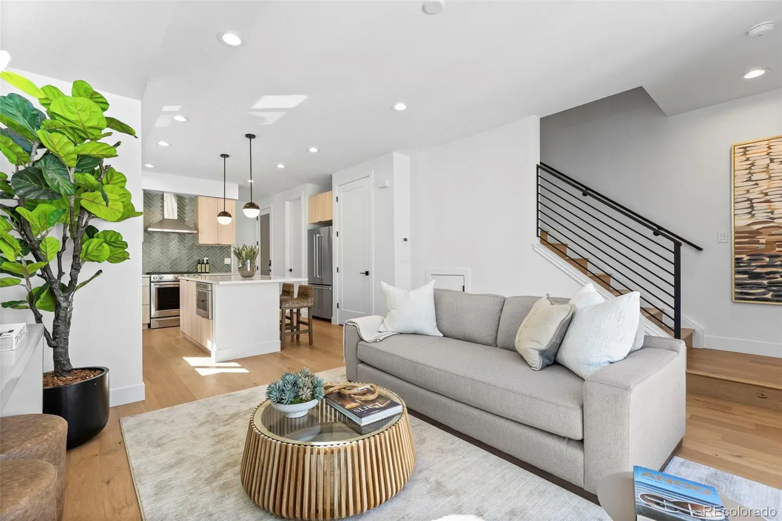 03192026190453 1600 12