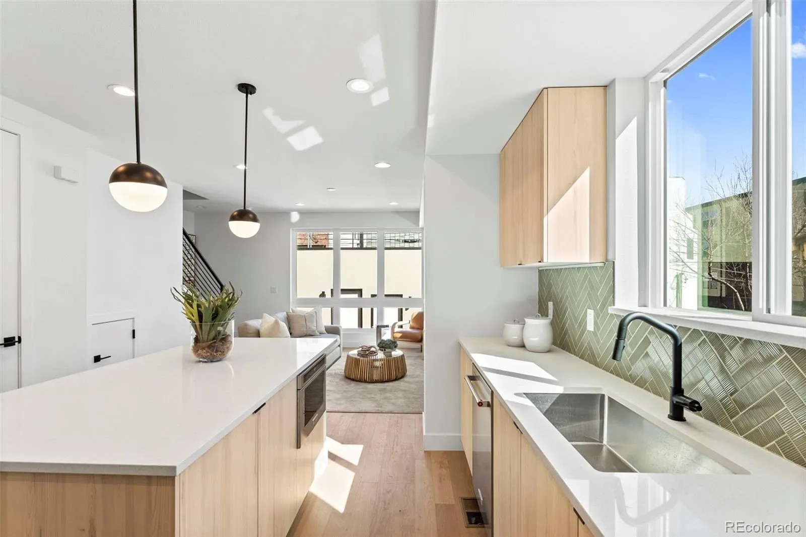 03192026190453 1600 6