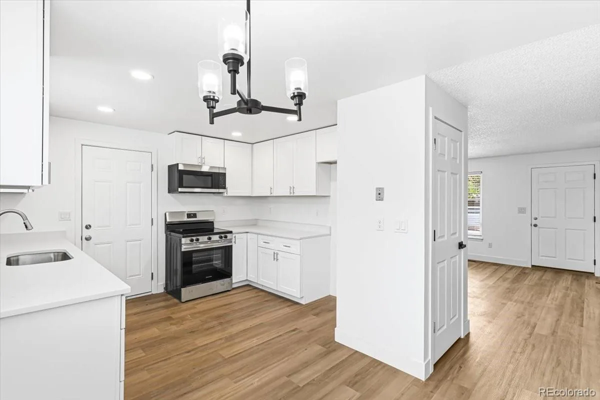 18805 E Napa Drive Aurora CO 80013 | MLS #REC5263125 07212026014846 1200 1