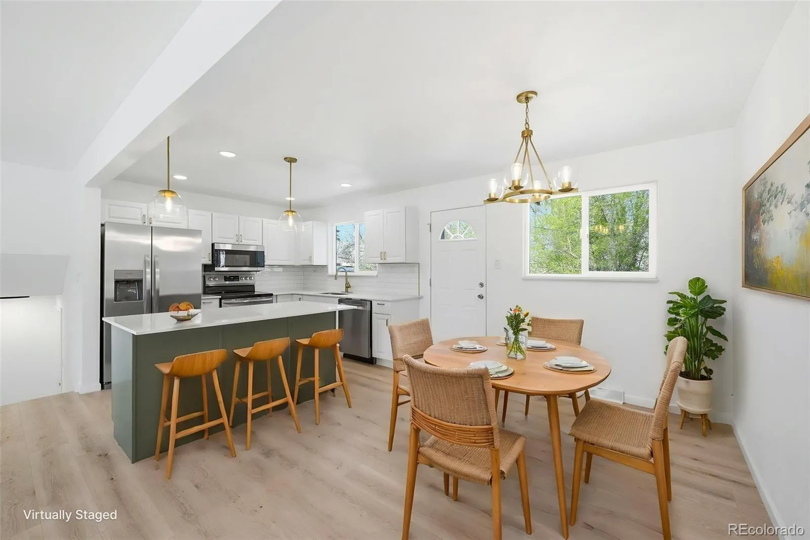 04072026230410 1600 5