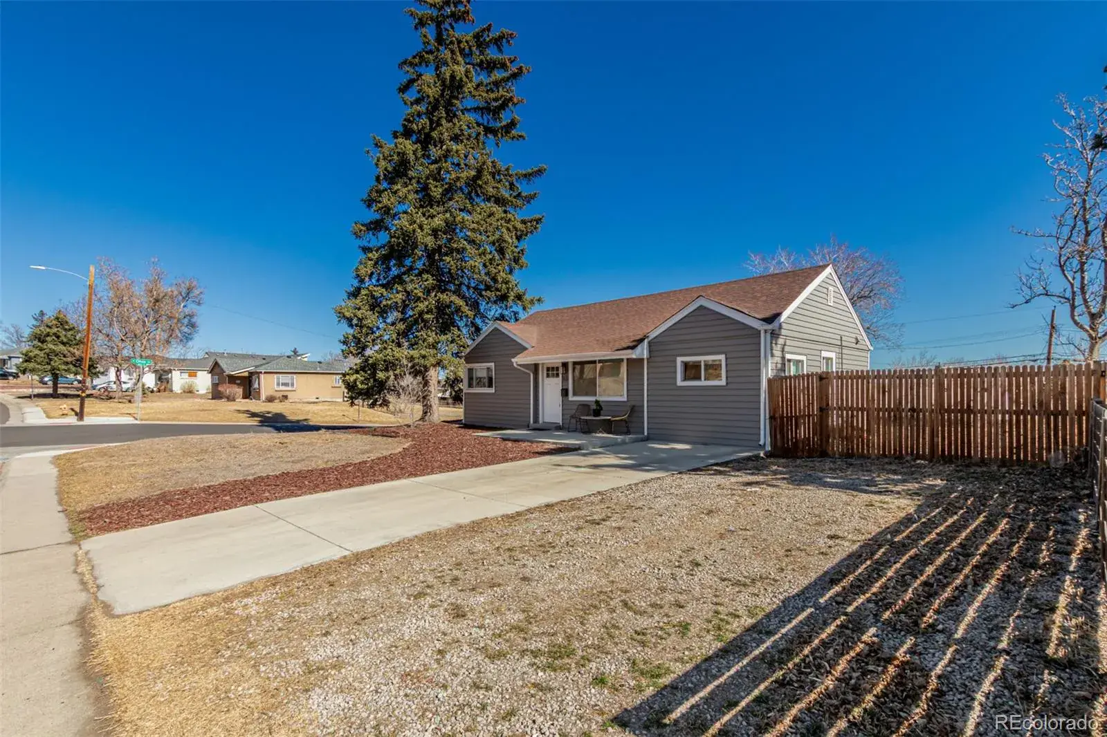 800 S Pecos Street Denver CO 80223 MLS #REC5265660 02272026182034 1600 22