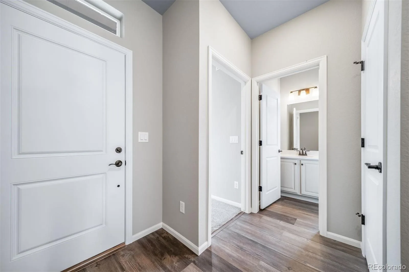 4827 N Sicily Court Aurora CO 80019 | MLS #REC5268418 08192026174339 1600 18