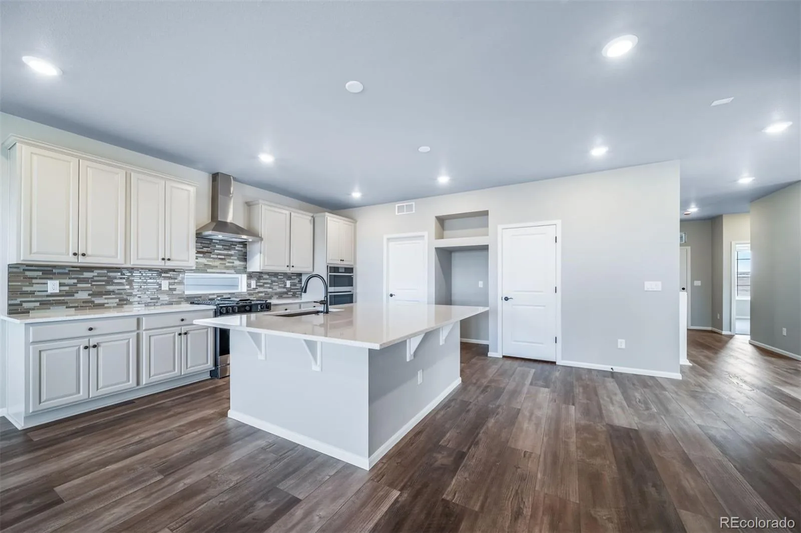 4827 N Sicily Court Aurora CO 80019 | MLS #REC5268418 08192026174339 1600 2