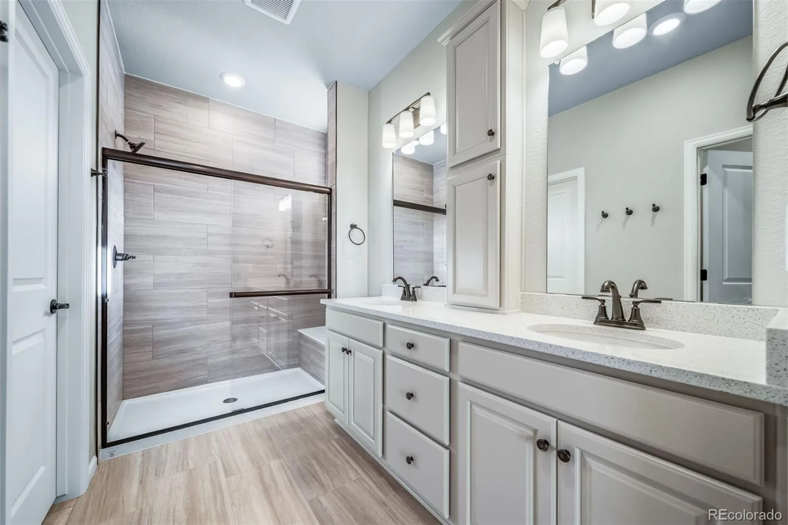 4827 N Sicily Court Aurora CO 80019 | MLS #REC5268418 08192026174339 1600 23