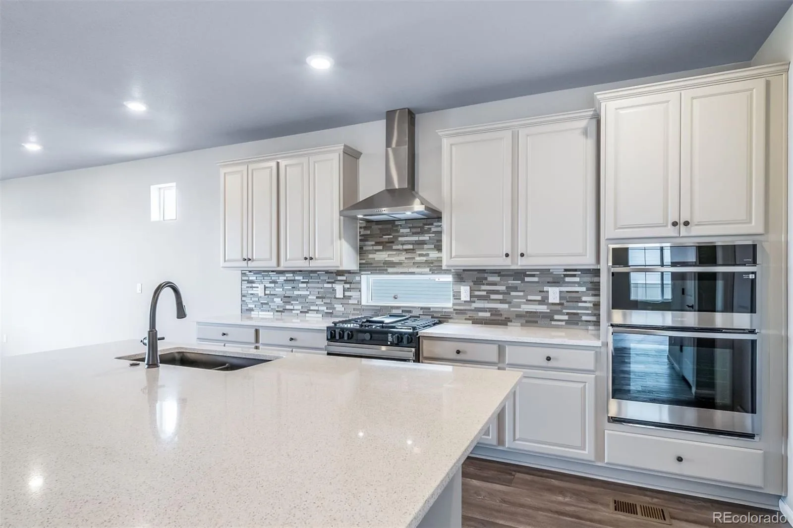 4827 N Sicily Court Aurora CO 80019 | MLS #REC5268418 08192026174339 1600 3
