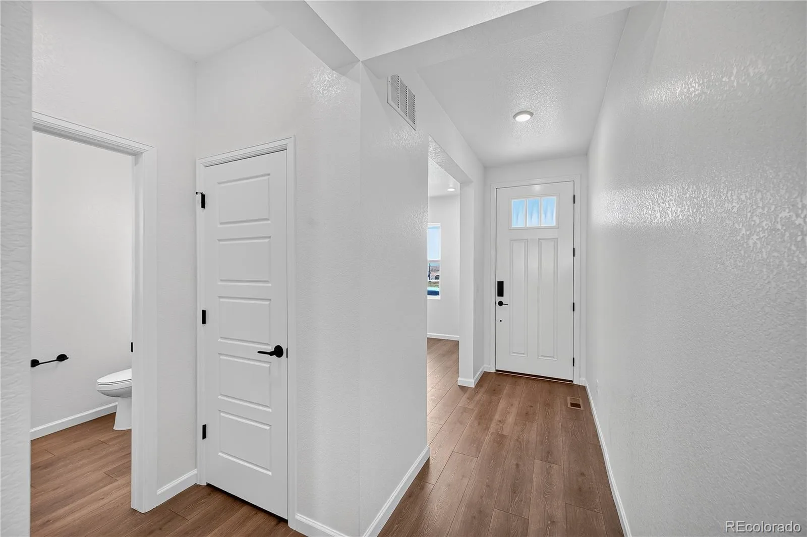 8701 Pennycress Drive Littleton CO 80125 | MLS #REC5268443 08072026230244 1600 11