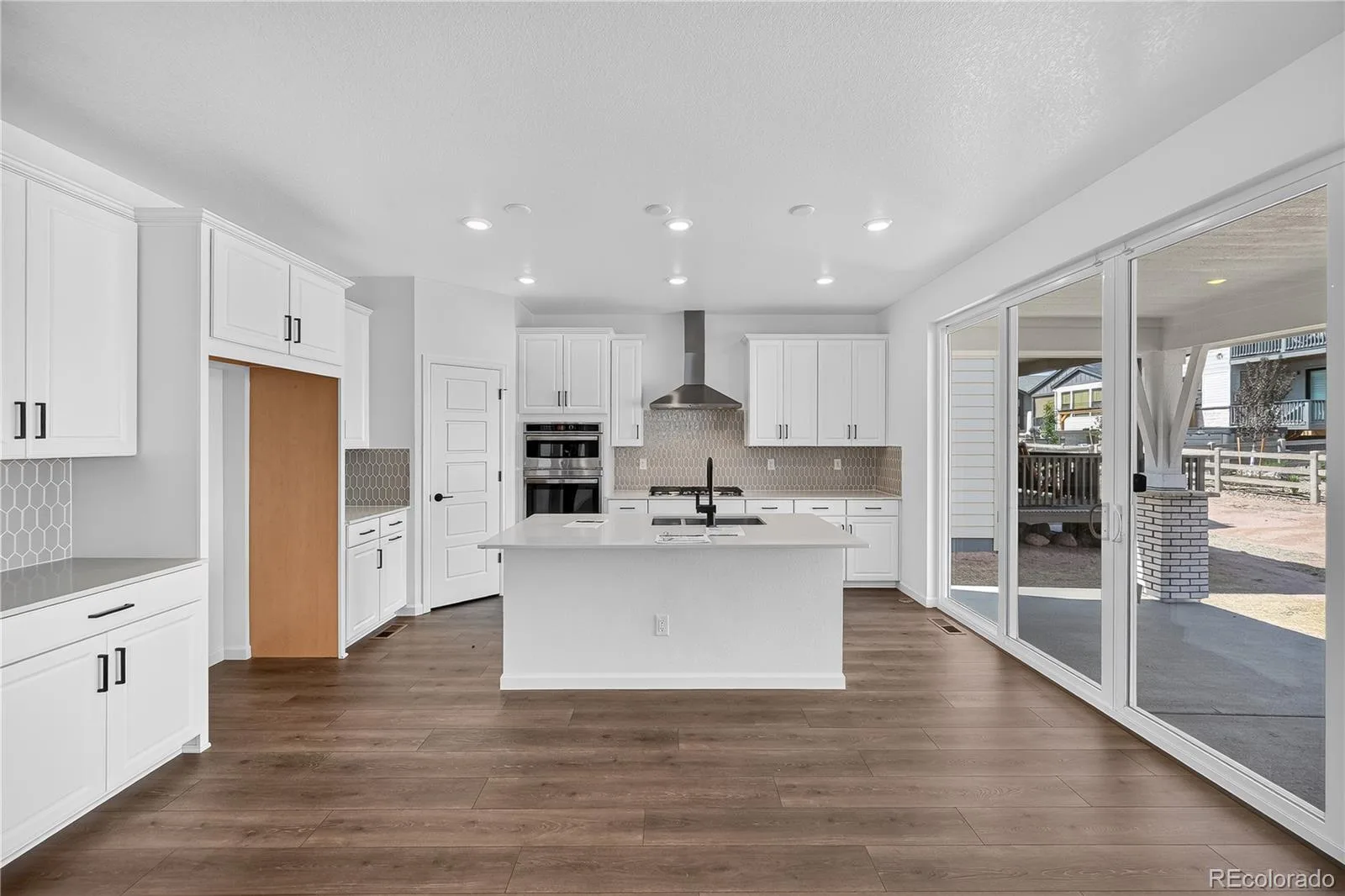 8701 Pennycress Drive Littleton CO 80125 | MLS #REC5268443 08072026230244 1600 3