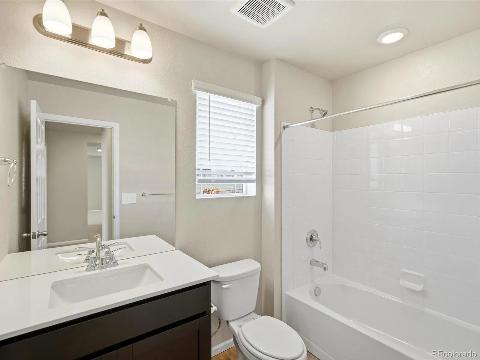 9224 Sedalia Street Commerce City CO 80022 | MLS #REC5269472 08132026212616 1600 23