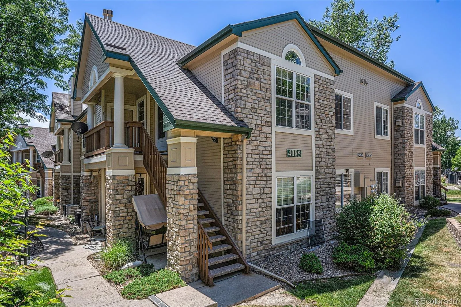 4085 S Crystal Circle #202 Aurora CO 80014 MLS #REC5270010 05282026022201 1600 16