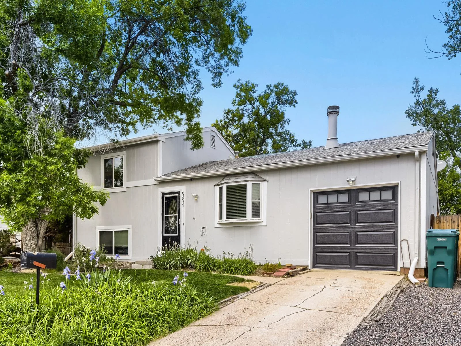 9831 W 105th Avenue Broomfield CO 80021 | MLS #REC5270601 06052026064744 1600 2