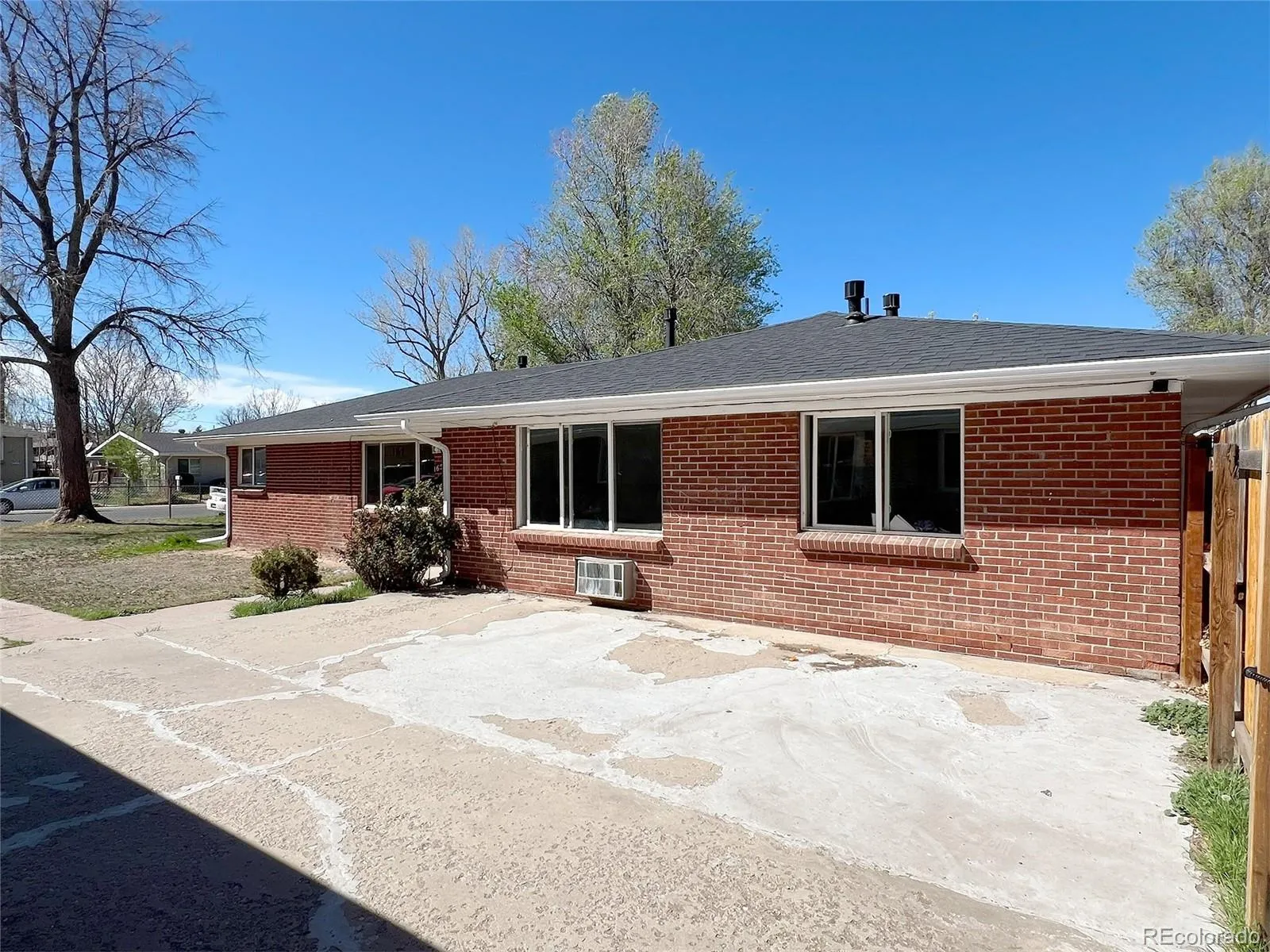 1654 Beeler Street Aurora CO 80010 | MLS #REC5273533 04072026235417 1600 3