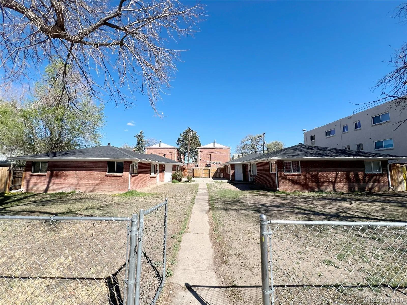1654 Beeler Street Aurora CO 80010 | MLS #REC5273533 04072026235417 1600 5
