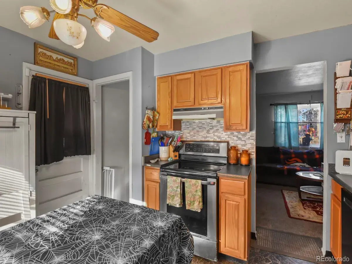 12232025213428 1200 5