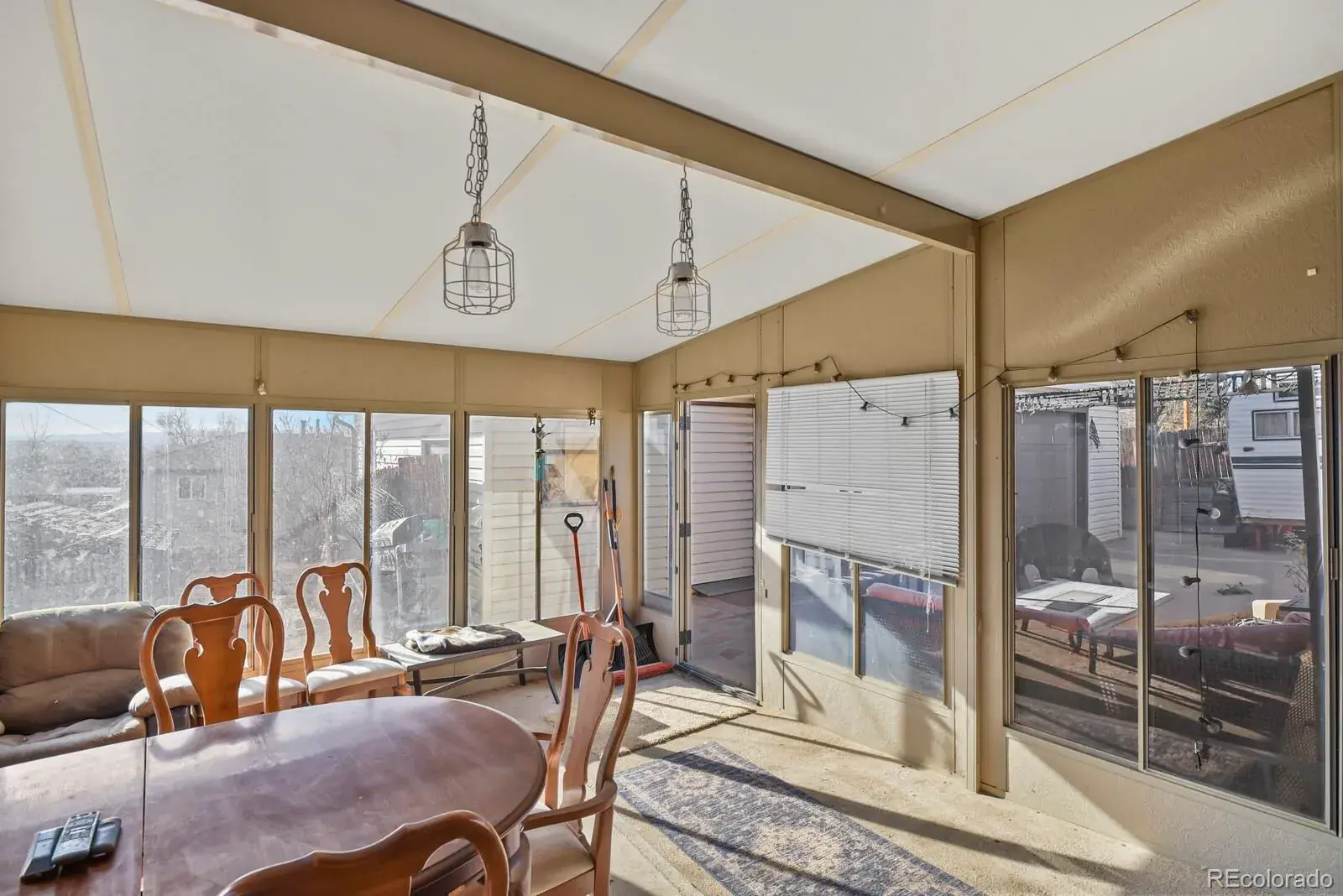 12232025213428 1600 18