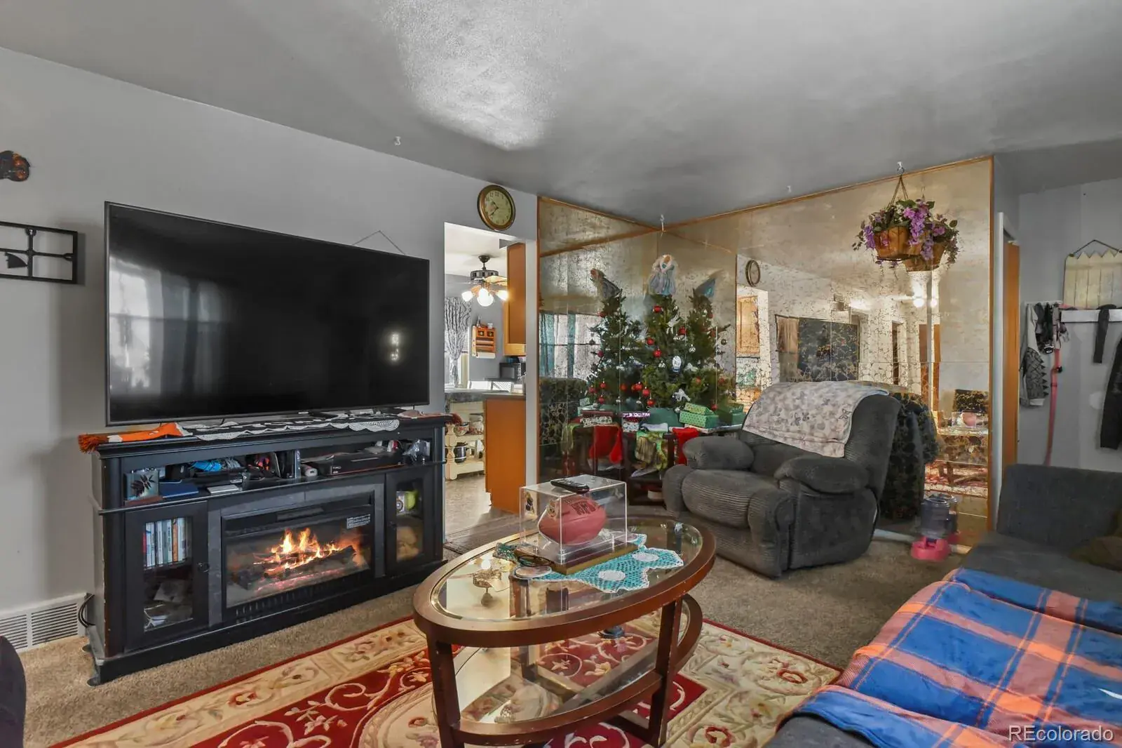 12232025213428 1600 3