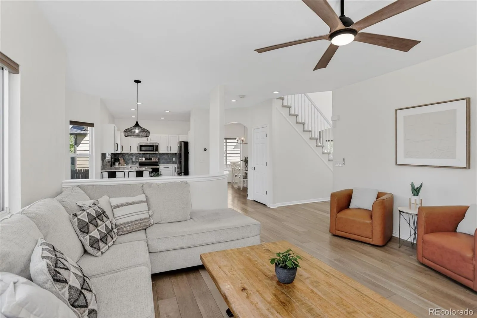 2901 S Tower Way Aurora CO 80013 MLS #REC5275402 05212026235834 1600 21