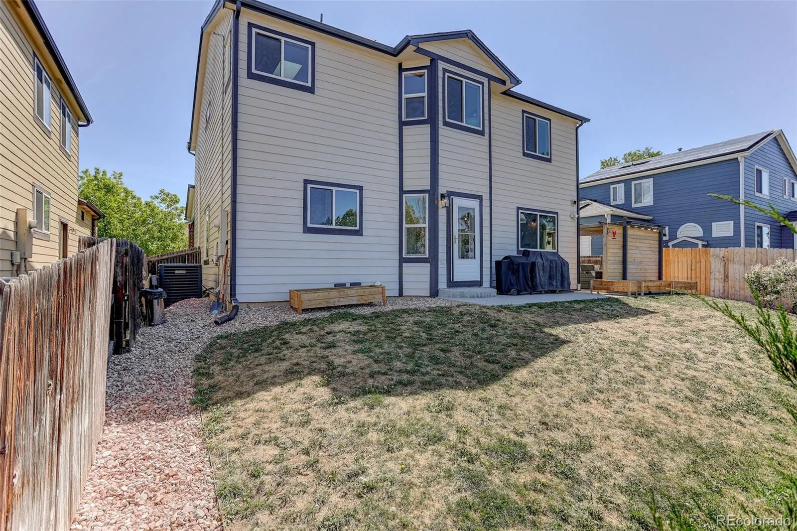2901 S Tower Way Aurora CO 80013 MLS #REC5275402 05212026235834 1600 47