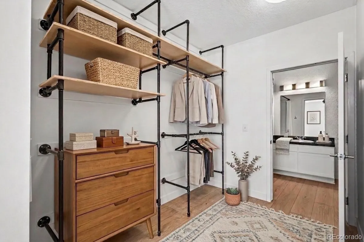 3101 Blake Street #205 Denver CO 80205 MLS #REC5277077 04242026161052 1200 4