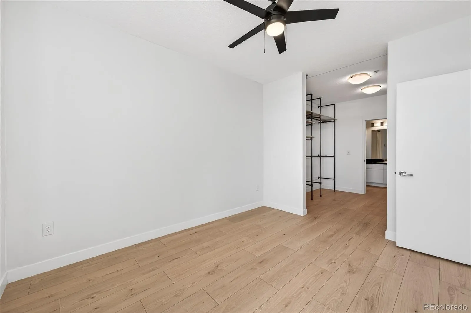 3101 Blake Street #205 Denver CO 80205 MLS #REC5277077 04242026161052 1600 16