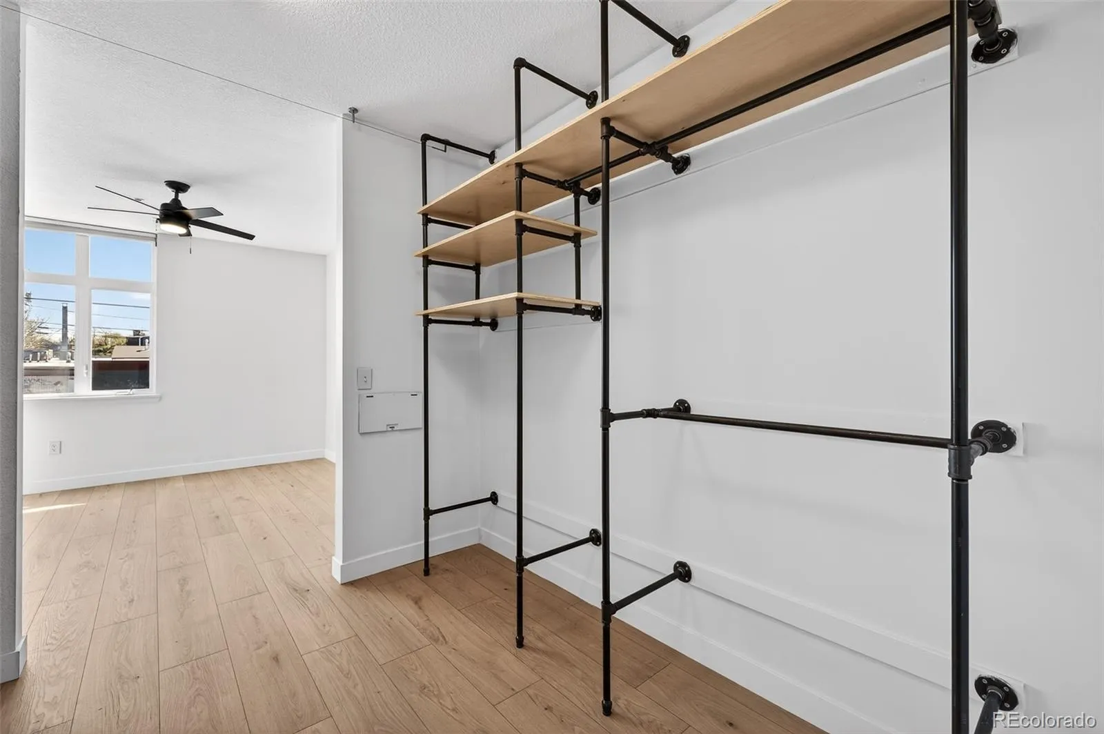 3101 Blake Street #205 Denver CO 80205 MLS #REC5277077 04242026161052 1600 18
