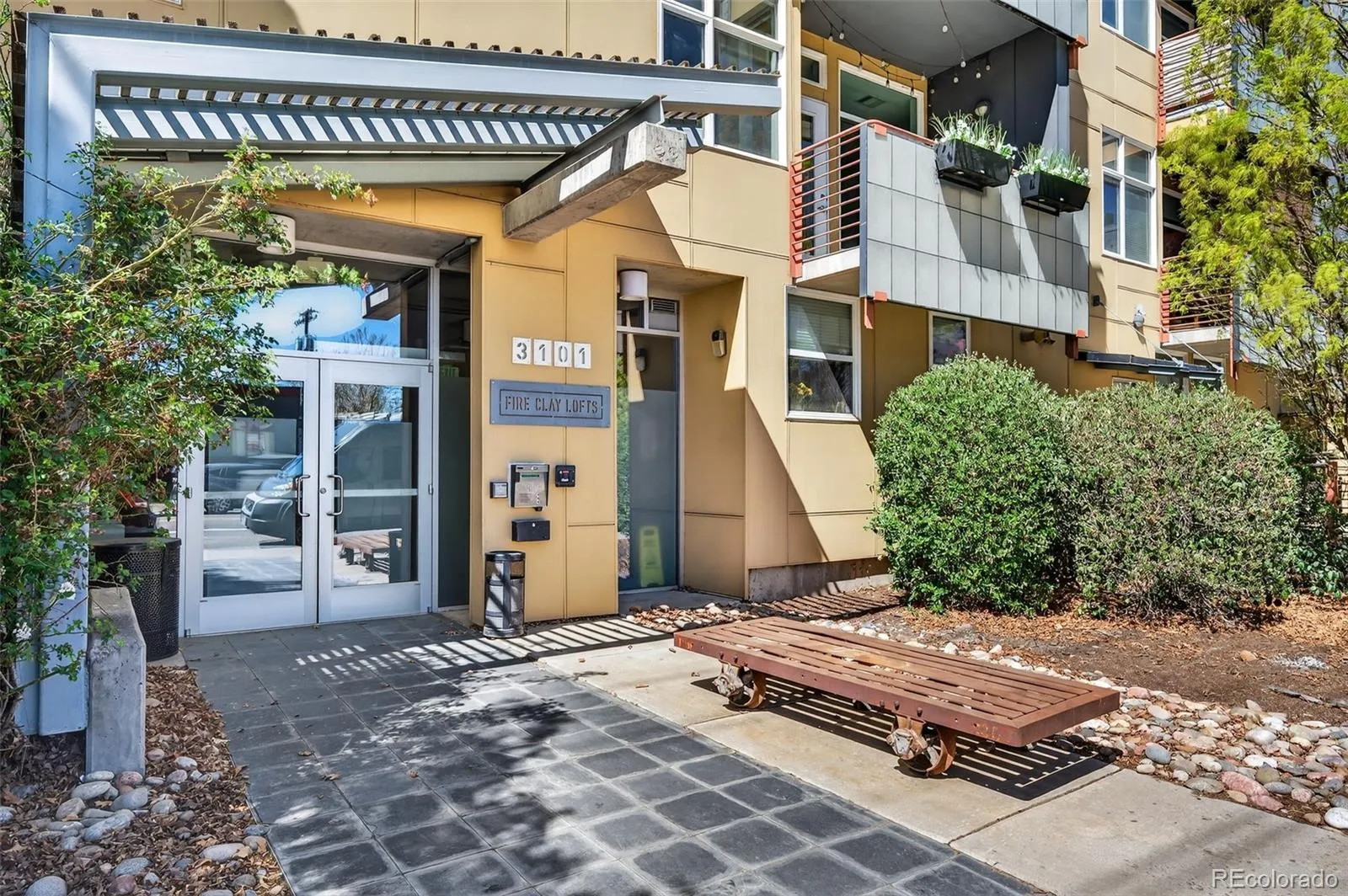 3101 Blake Street #205 Denver CO 80205 MLS #REC5277077 04242026161052 1600 23