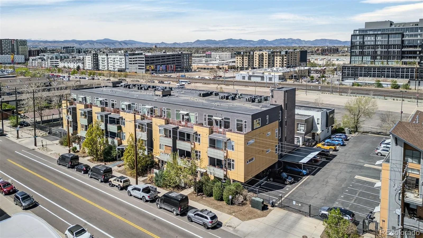 3101 Blake Street #205 Denver CO 80205 MLS #REC5277077 04242026161052 1600 25