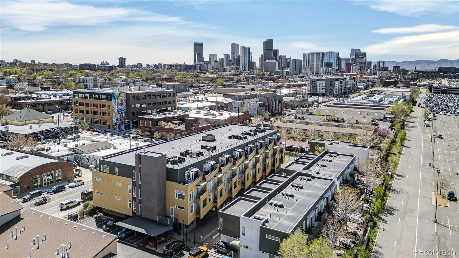 3101 Blake Street #205 Denver CO 80205 MLS #REC5277077 04242026161052 1600 27