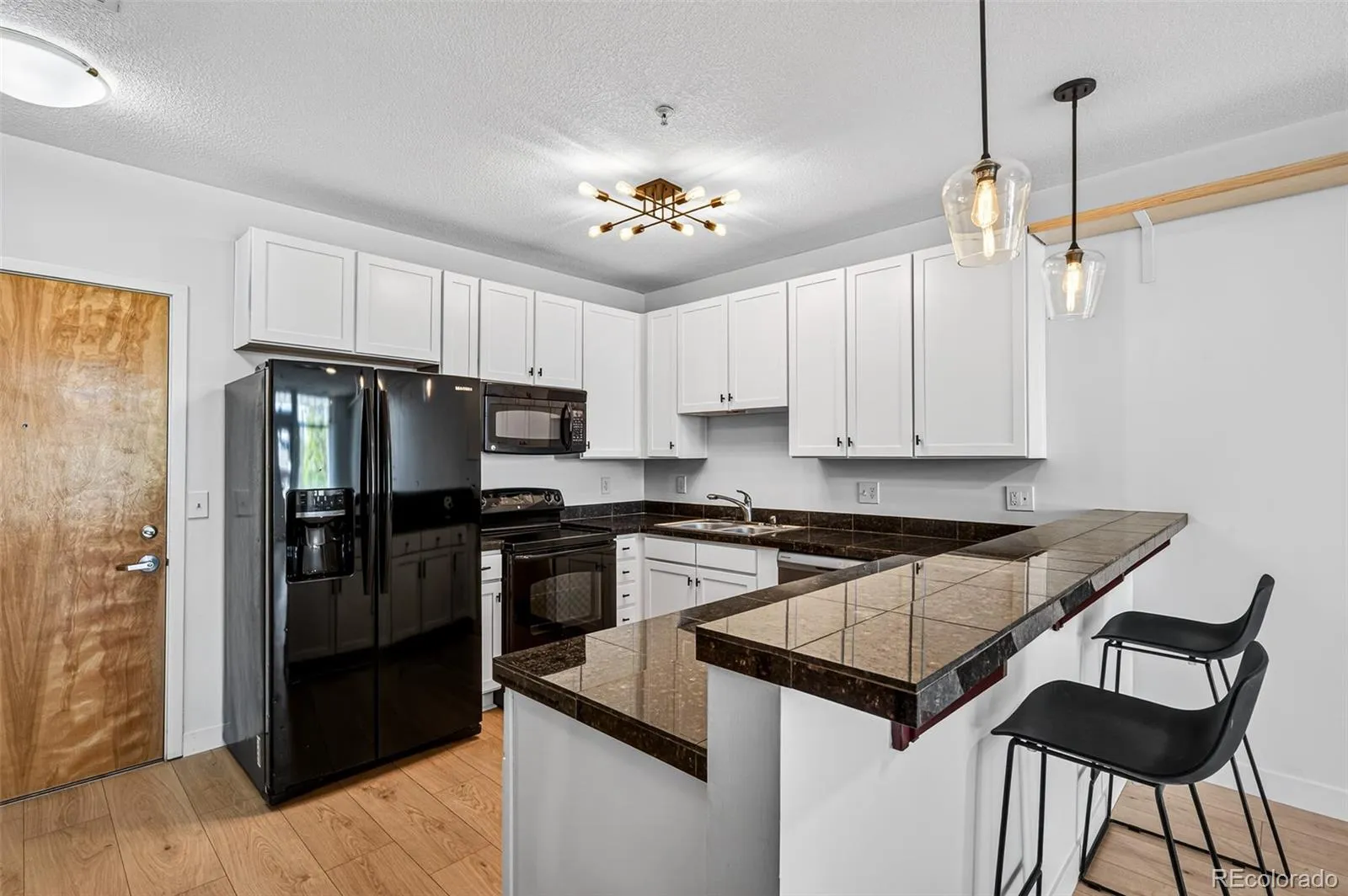 3101 Blake Street #205 Denver CO 80205 MLS #REC5277077 04242026161052 1600 9