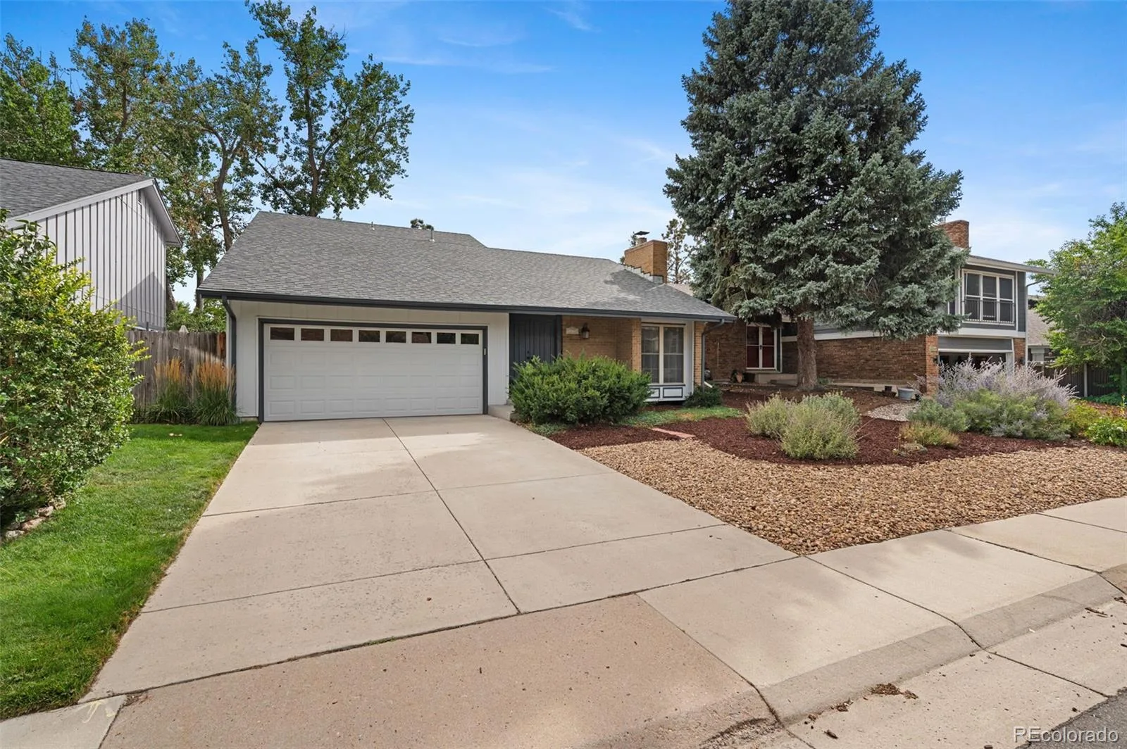 12256 E Bates Circle Aurora CO 80014 | MLS #REC5277613 09242026112643 1600 3