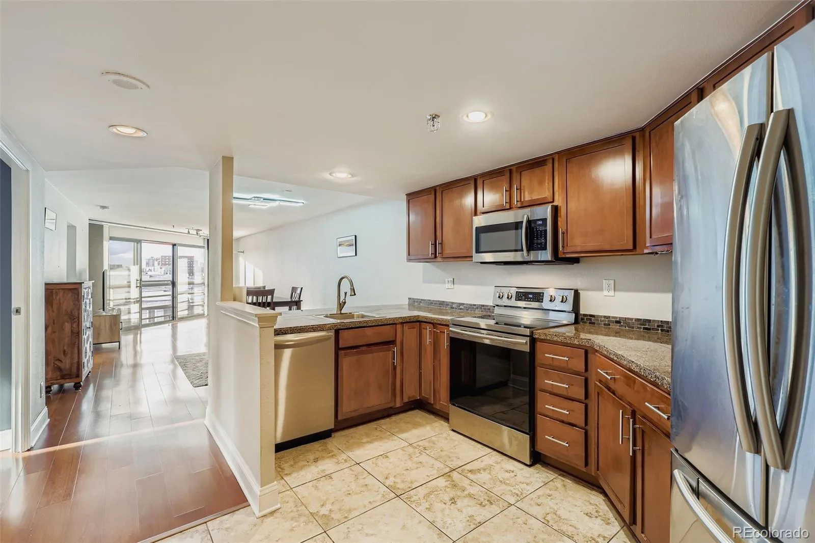 100 Park Ave W Avenue #606 Denver CO 80205 MLS #REC5277868 06012026230008 1600 1