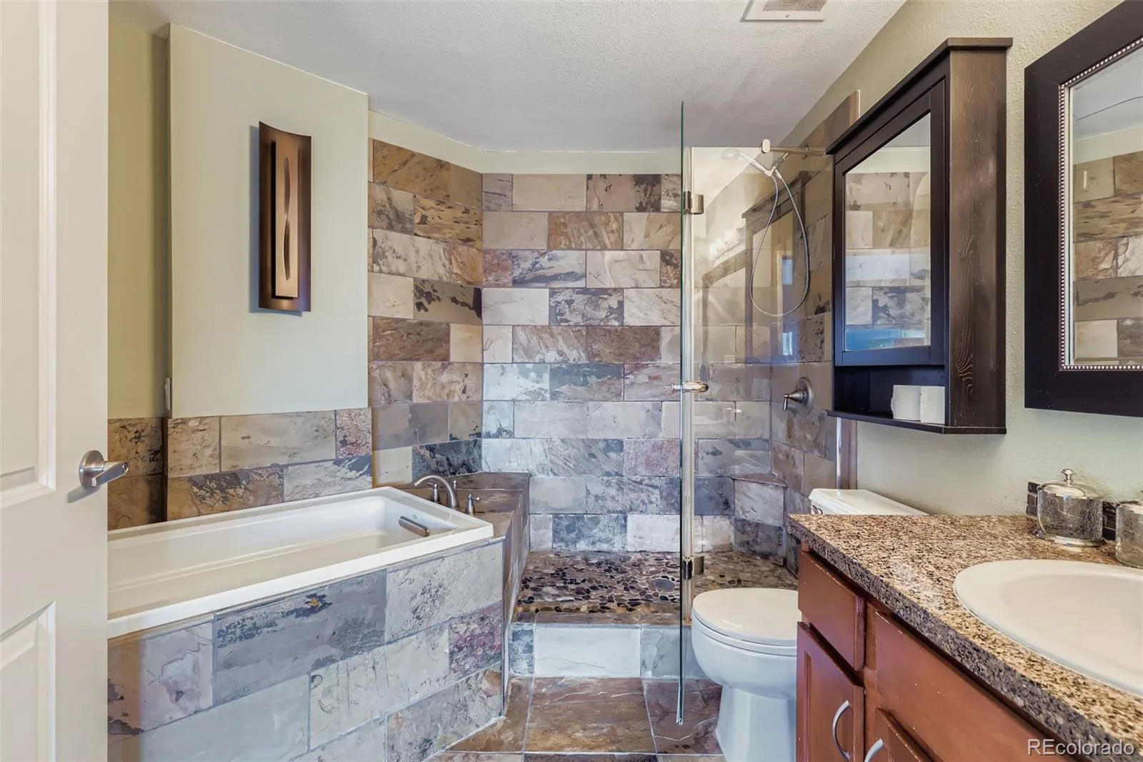 100 Park Ave W Avenue #606 Denver CO 80205 MLS #REC5277868 06012026230008 1600 8