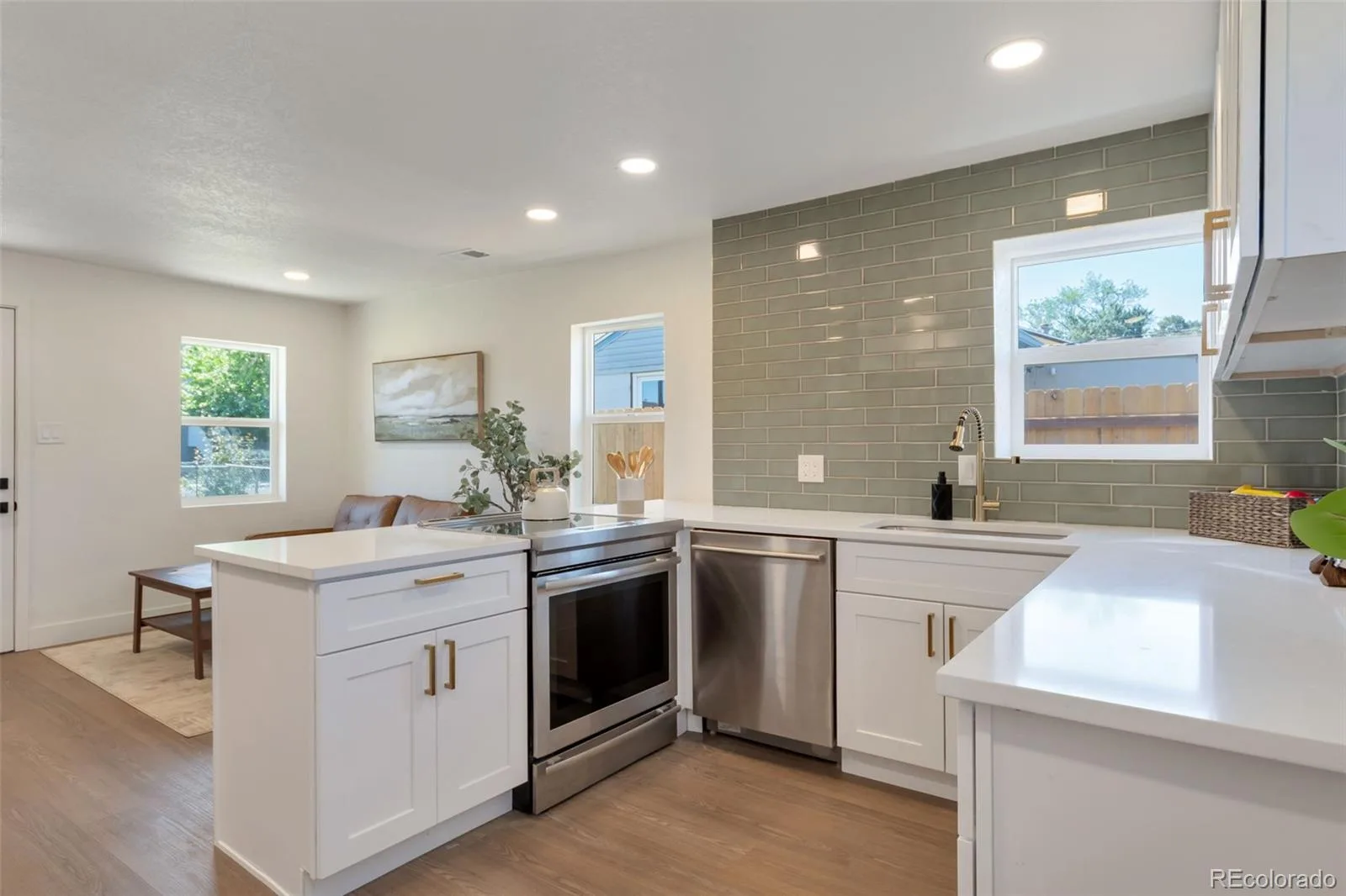 3715 N Jackson Street Denver CO 80205 | MLS #REC5279278 07272026213740 1600 2