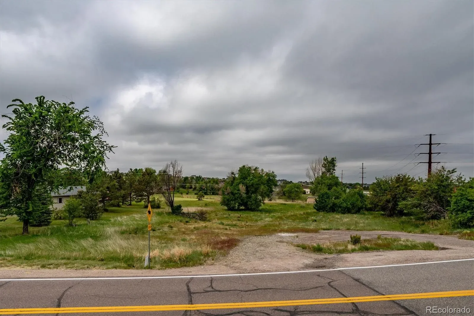 6731 S Himalaya Way Centennial CO 80016 | MLS #REC5280340 03172026183603 1600 2