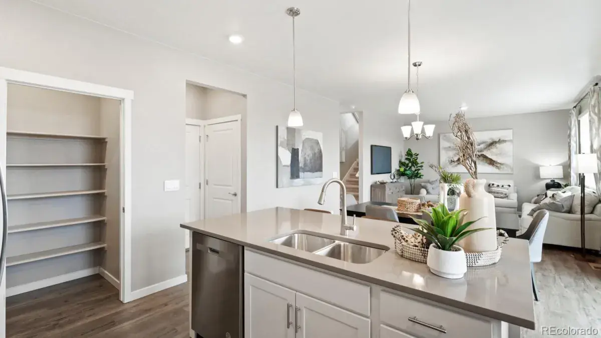 9897 Danube Court Commerce City CO 80022 | MLS #REC5280784 02212026222239 1200 11