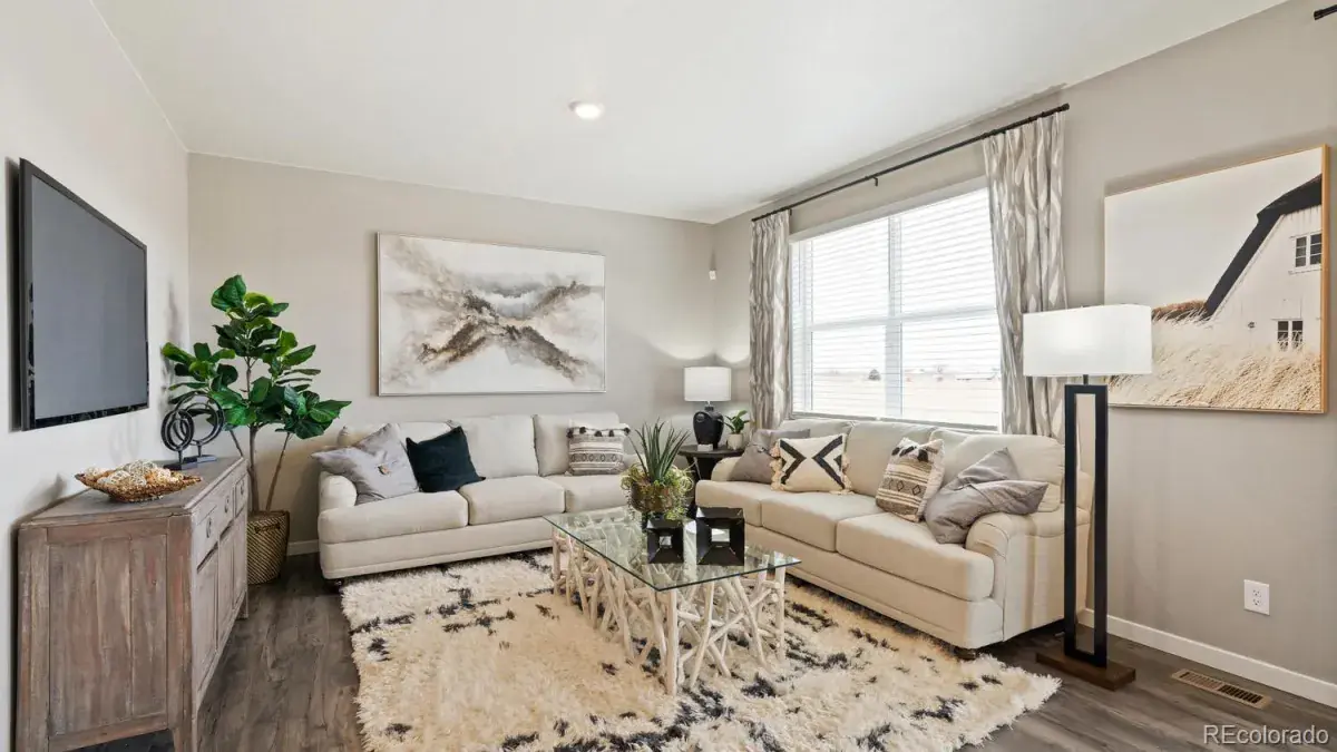 9897 Danube Court Commerce City CO 80022 | MLS #REC5280784 02212026222239 1200 4