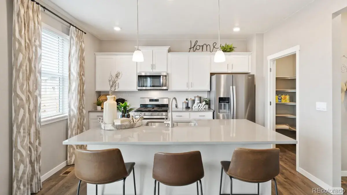 9897 Danube Court Commerce City CO 80022 | MLS #REC5280784 02212026222239 1200 8